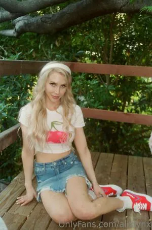 Alixlynx OnlyFans Leaked Free Thumbnail Picture - #aUYHLL42nh
