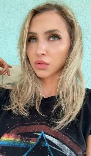 Alixlynx OnlyFans Leaked Free Thumbnail Picture - #A0qHBHELHk