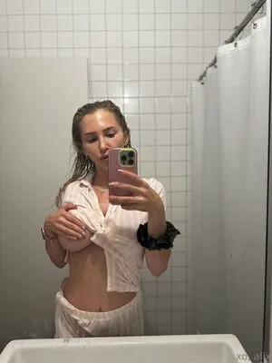 Alixlynx OnlyFans Leaked Free Thumbnail Picture - #JMOws4uqMf
