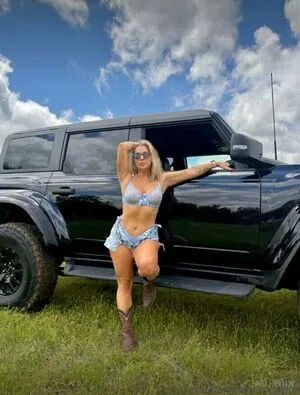 Alixlynx OnlyFans Leaked Free Thumbnail Picture - #SyZ1Euk2Z2