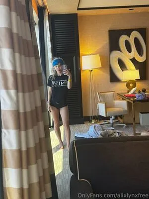 Alixlynxfree OnlyFans Leaked Free Thumbnail Picture - #fAwXppTghN