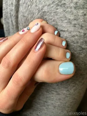 Alixsoles OnlyFans Leaked Free Thumbnail Picture - #NVReXcLfZU