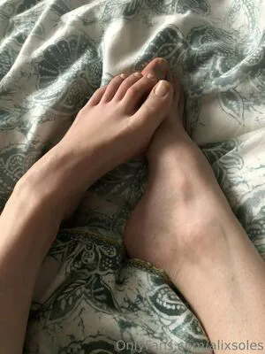 Alixsoles OnlyFans Leaked Free Thumbnail Picture - #a3rn3sLT50
