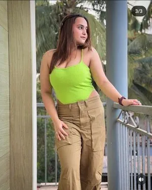 Aliya Naaz OnlyFans Leaked Free Thumbnail Picture - #rm4I2JOsb9