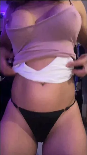 Aliyah OnlyFans Leaked Free Thumbnail Picture - #XnOX4LA83u