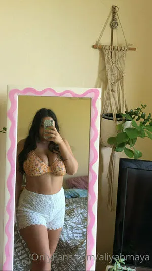 Aliyahmaya OnlyFans Leaked Free Thumbnail Picture - #8ZudXHfo13