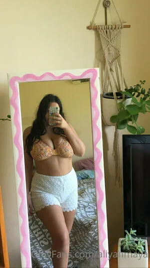 Aliyahmaya OnlyFans Leaked Free Thumbnail Picture - #bX49KyZMHV