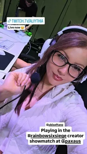 Aliythia OnlyFans Leaked Free Thumbnail Picture - #xUYsmFFyR1