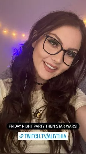 Aliythia OnlyFans Leaked Free Thumbnail Picture - #WmlslGeePL