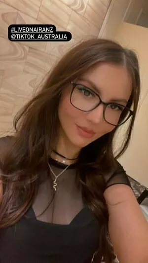 Aliythia OnlyFans Leaked Free Thumbnail Picture - #lsixthd6mb