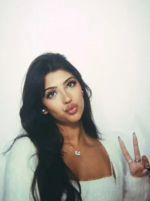 Aliza Shan OnlyFans Leaked Free Thumbnail Picture - #RFKbWlEV9z