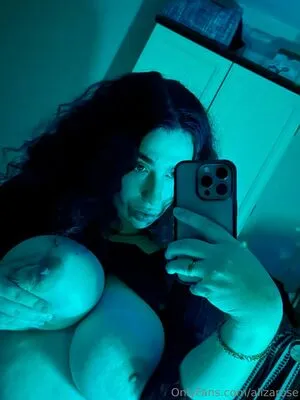 Alizarose OnlyFans Leaked Free Thumbnail Picture - #4PFiqU5BoM