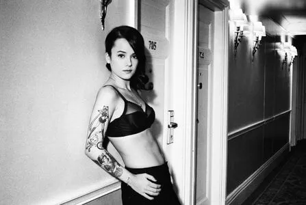 Alize Lyonnet OnlyFans Leaked Free Thumbnail Picture - #yFoBS5WtsO