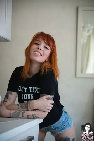 Alizee Sg OnlyFans Leaked Free Thumbnail Picture - #5gIXDOPaZX