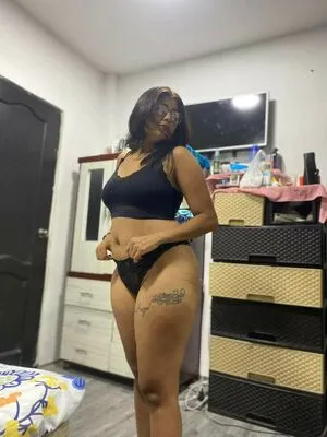 Allaboutvalentina OnlyFans Leaked Free Thumbnail Picture - #LI6ZRacuny