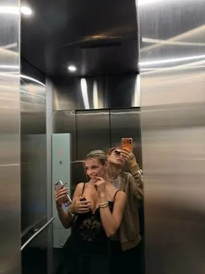 Allazabazar OnlyFans Leaked Free Thumbnail Picture - #nCuP85krUt