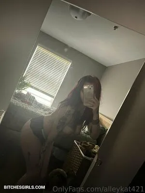 Alleykat421 OnlyFans Leaked Free Thumbnail Picture - #ndB3G9cVlq