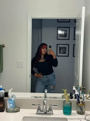 Alleyswonderland OnlyFans Leaked Free Thumbnail Picture - #2ITAFfqDbB