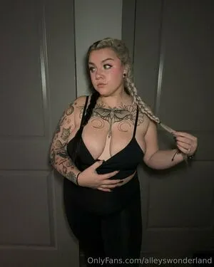 Alleyswonderland OnlyFans Leaked Free Thumbnail Picture - #F4e5rL9xoj