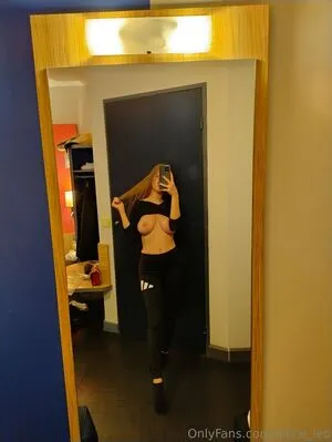 Allice Leo OnlyFans Leaked Free Thumbnail Picture - #KevYfmbyh5