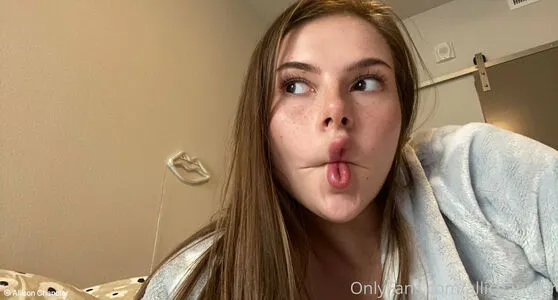 Allichandler OnlyFans Leaked Free Thumbnail Picture - #BQOzO64QUn