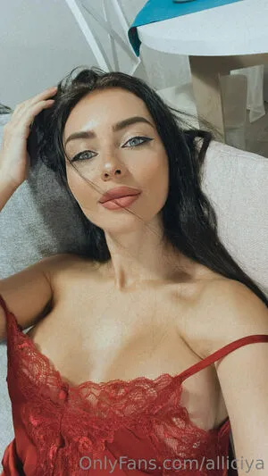 Alliciya OnlyFans Leaked Free Thumbnail Picture - #r0cYHT48cY