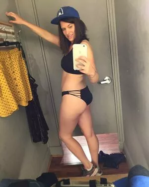 Allie Goertz OnlyFans Leaked Free Thumbnail Picture - #0hlmxfyz3v