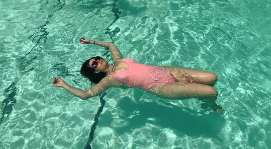 Allie Goertz OnlyFans Leaked Free Thumbnail Picture - #BpOK3kU0Z9