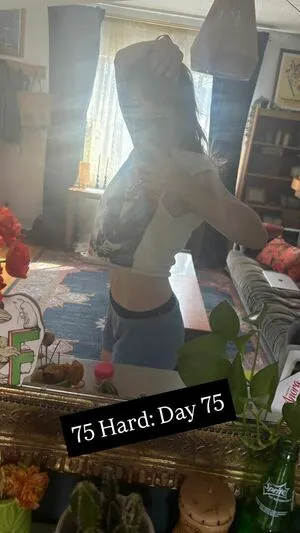 Allie Goertz OnlyFans Leaked Free Thumbnail Picture - #P1DTYFSdJz