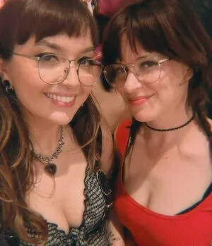 Allie Goertz OnlyFans Leaked Free Thumbnail Picture - #TmHofQKNUv