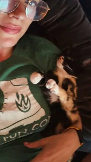 Allie Goertz OnlyFans Leaked Free Thumbnail Picture - #cK2Aaud3yN