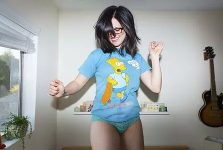 Allie Goertz OnlyFans Leaked Free Thumbnail Picture - #k7Bc8Lspke