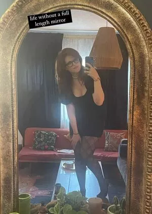 Allie Goertz OnlyFans Leaked Free Thumbnail Picture - #tOIAQxkvSY