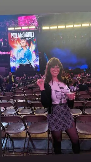 Allie Goertz OnlyFans Leaked Free Thumbnail Picture - #uAbllQXjGg