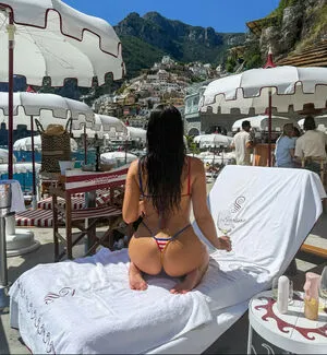 Allie Jones OnlyFans Leaked Free Thumbnail Picture - #1AATTGJAgr