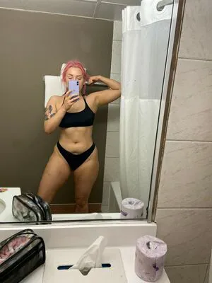 Allie Katch OnlyFans Leaked Free Thumbnail Picture - #ygSel3Hfvr