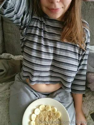 Allie Rivers OnlyFans Leaked Free Thumbnail Picture - #o3Qbs0Wg0S