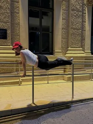 Allie Sherlock OnlyFans Leaked Free Thumbnail Picture - #1Z5FgL6lR0