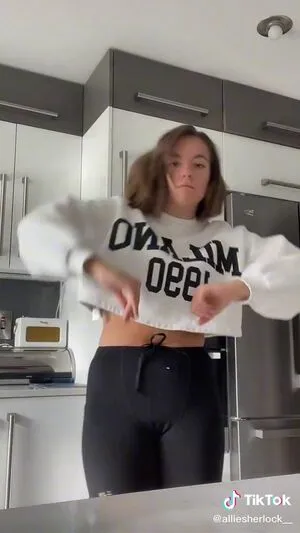 Allie Sherlock OnlyFans Leaked Free Thumbnail Picture - #ZNYGfjVgTm