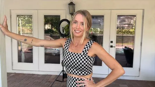 Allie Wes OnlyFans Leaked Free Thumbnail Picture - #itPVYgW5p8