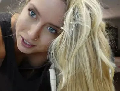 Allie Wes OnlyFans Leaked Free Thumbnail Picture - #oVPSYwkPW8