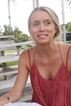 Allie Wes OnlyFans Leaked Free Thumbnail Picture - #tIkIWriAI2