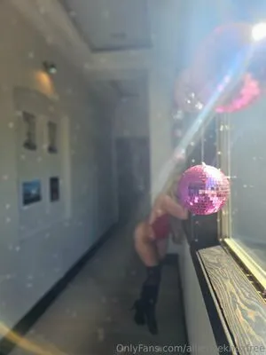 Allieeveknoxfree OnlyFans Leaked Free Thumbnail Picture - #xC2lT4Uv13