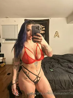 Alliekastell OnlyFans Leaked Free Thumbnail Picture - #jAGFDaXz17