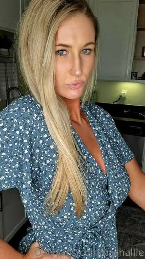 Allienextdoor OnlyFans Leaked Free Thumbnail Picture - #xbB4EVHcth