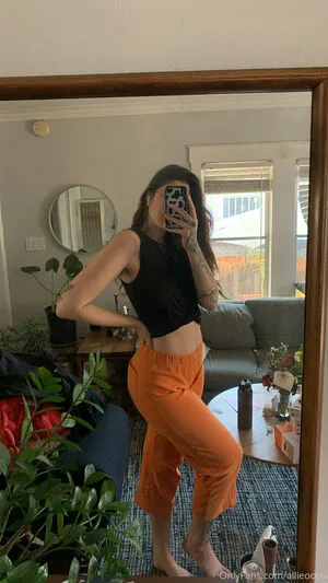 Allieoops OnlyFans Leaked Free Thumbnail Picture - #4TJmj8ftr1