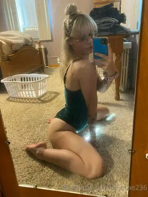 Allierae236 OnlyFans Leaked Free Thumbnail Picture - #h1xCz5NuAO