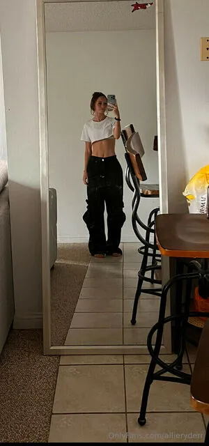 Allieryderr OnlyFans Leaked Free Thumbnail Picture - #3vKQNB50JT