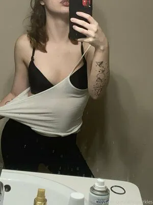 Alliesparkles OnlyFans Leaked Free Thumbnail Picture - #XqgUo512Qa