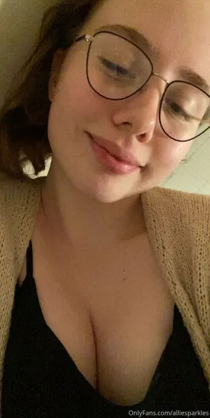 Alliesparkles OnlyFans Leaked Free Thumbnail Picture - #t0w1E3zS1b